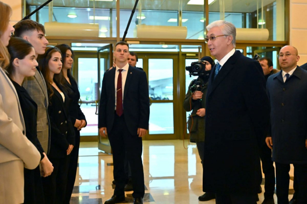 Президент побеседовал со студентами МГИМО