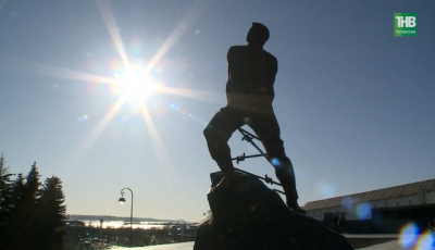 Рустам Минниханов: все творчество Мусы Джалиля пропитано любовью к Родине