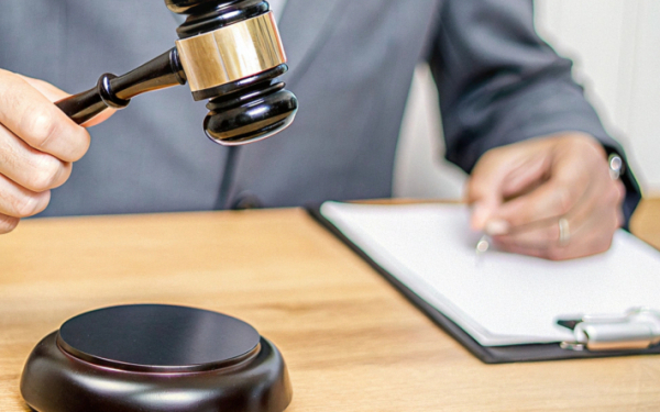 На какие пособия нельзя накладывать арест. Совет юриста