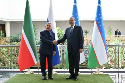 Минниханов: выставка &laquo;Иннопром&raquo; &mdash; важная площадка для сотрудничества с Узбекистаном