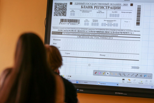 Депутат Смолин предположил, что Минобрнауки скорректирует правила приема в вузы