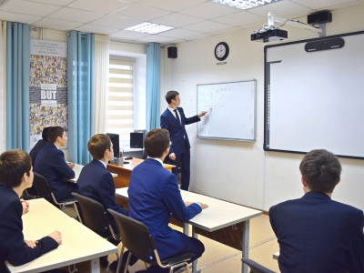 Как Университет Иннополис помогает школам республики по гранту &laquo;Физмат прорыв&raquo;