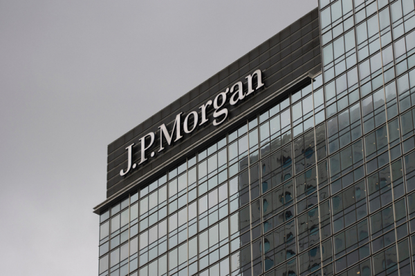Суд в Москве заставил JPMorgan SE отозвать иски к российским банкам