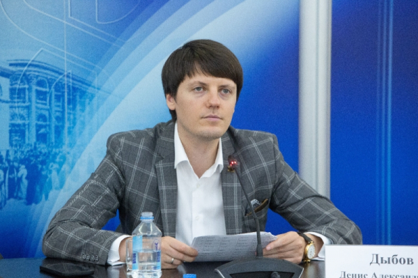 Частную медицину призвали уравнять в правах с государственной