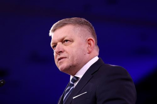 Фицо прокомментировал стратегию Евросоюза в отношении России