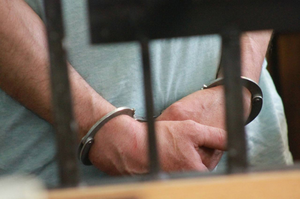 Двух мужчин осудят за попытку кражи 10 млн рублей в Казани при обналичивании