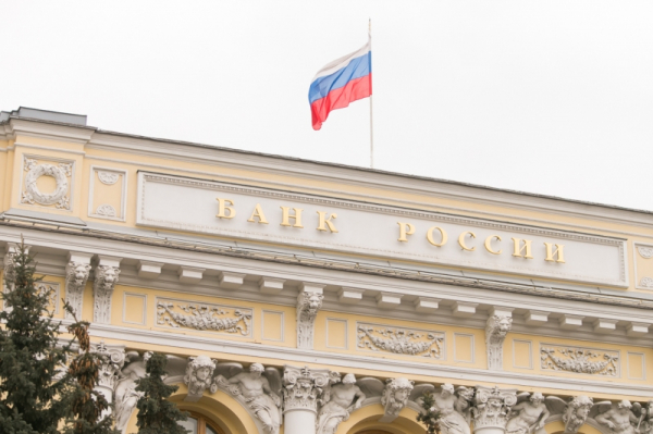 Россияне стали меньше жаловаться на навязывание услуг в потребительском и автокредитовании