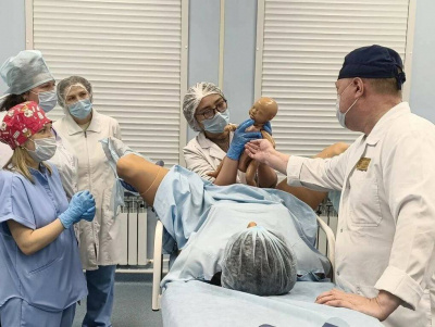 В Казани для акушеров-гинекологов провели курсы с использованием виртуальной реальности