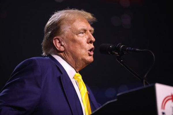 Трамп: морская блокада Ирана сохранится до достижения соглашения