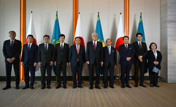 Глава государства встретился с членами Японской парламентской лиги дружбы с Казахстаном