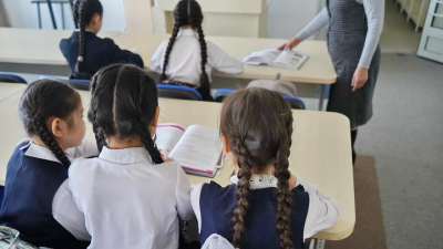Как будут летом учиться школьники в пострадавших от паводка регионах Казахстана