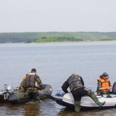 Двое утонули, еще два тела ищут: татарстанцев предупредили о рисках на воде