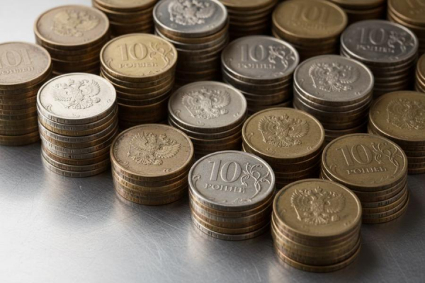 Вклады больше не спасут? Вот чего россиянам сейчас точно делать не стоит