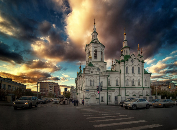 В Элисте начался крестный ход с чудотворной иконой