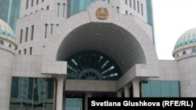 Парламент Казахстана одобрил проект закона «О масс-медиа»