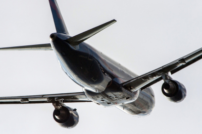 В аэропортах Казани и Калуги полностью прекратили авиасообщение