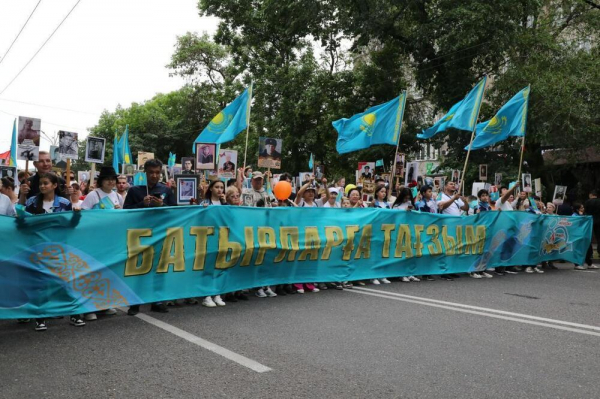 В Алматы прошла акция &quot;Батырларға тағзым&quot;   