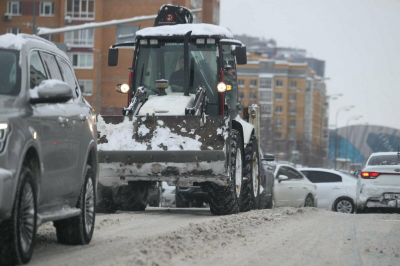 В Казани за сутки с улиц вывезли 26,7 тыс. тонн снега