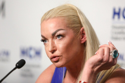 Волочкова обрушилась резкой критикой на СМИ, которые &laquo;поставили&raquo; ей смертельный диагноз