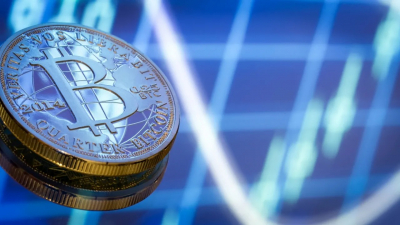 Биткоин продолжает коррекцию на фоне ожиданий решений ФРС