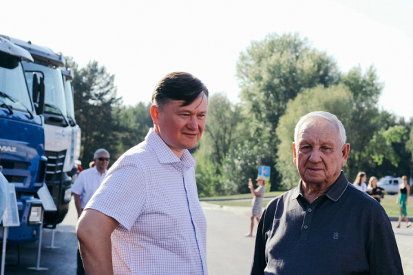 Ильдар Ахметгареев получил звание заслуженного строителя РТ