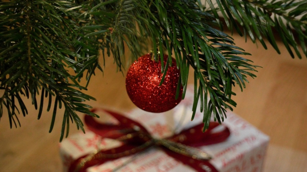 26 декабря: день подарков