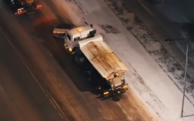 В Актобе всю ночь чистили дороги от снега