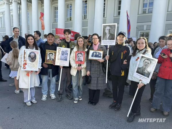 Казан урамнары буйлап &laquo;Үлемсез полк&raquo; үтте: &laquo;Онытырга хакыбыз юк!&raquo;