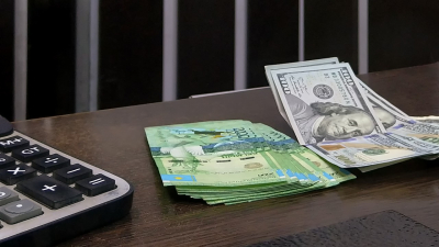 Тенге еще укрепился под конец недели
