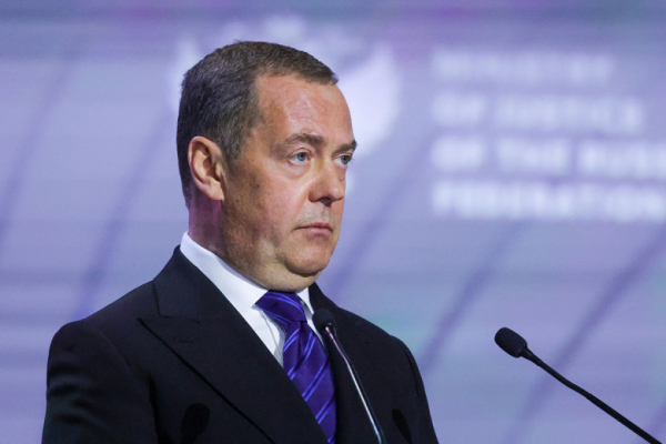 Медведев назвал конфликт России с Западом экзистенциальным