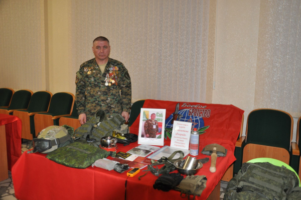 Район мәдәният йортында Җиңүнең 80 еллыгына багышланган иҗат фестиваленә йомгак ясадылар (фоторепортаж)