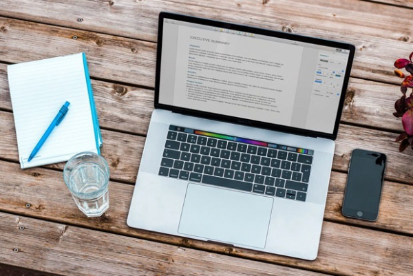 Гранты и стипендии декабря