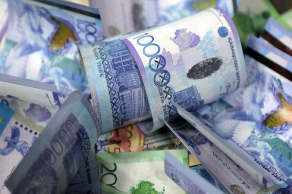 Фальшивомонетчика экстрадировали из Грузии в Казахстан
