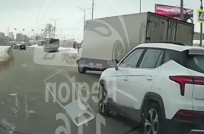 Выехавший на &laquo;красный&raquo; водитель из Самары сбил девочку на &laquo;зебре&raquo; в Казани