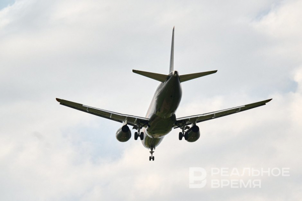 Авиакомпанию оштрафовали на 30 тыс. рублей за задержку рейса из Казани на 22 часа