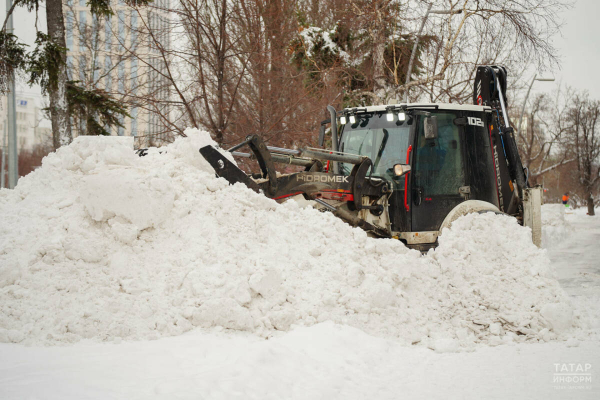 Депутат Госдумы рассказал, куда жаловаться на плохую уборку снега во дворах