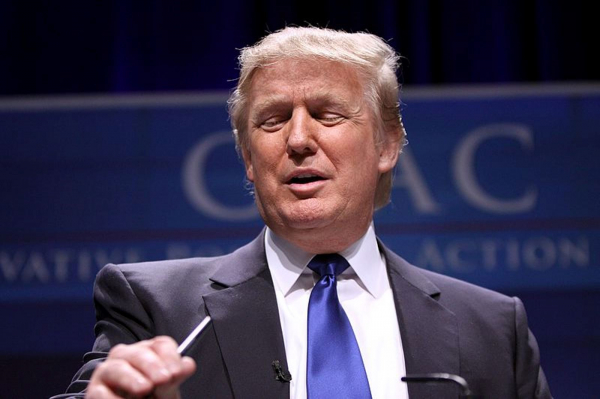 Трамп заявил о желании США заключить сделку с Ираном