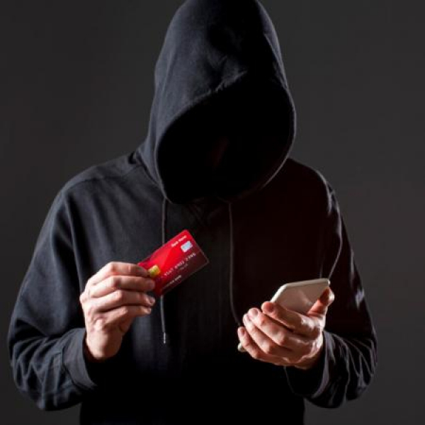 Житель Татарстана лишился драгоценностей на 70 млн из-за лжесотрудников ФСБ