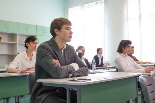 Психолог раскрыла, чем опасно денежное поощрение 100 баллов за ЕГЭ