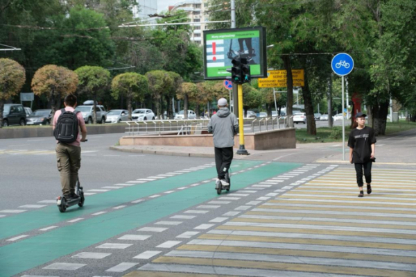 Кикшеринг по-казахстански, или Как в ведомстве Саденова «кинули» пешеходов?
