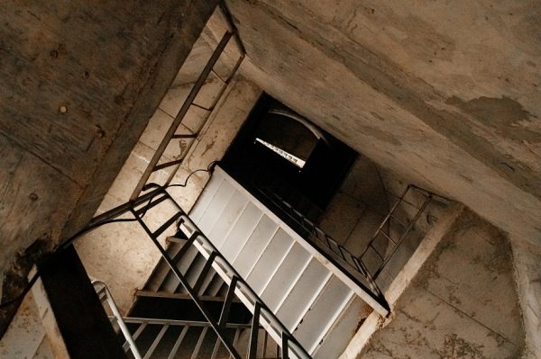 Магдеев призвал привести в порядок подвалы и колодцы перед паводком