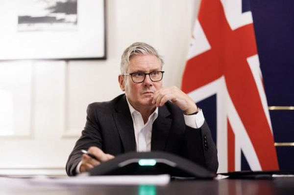 Стармер заявил, что не собирается втягивать Британию в войну против Ирана, несмотря на давление Трампа