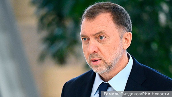 Король Таиланда утвердил новый кабинет министров Чанвиракуна