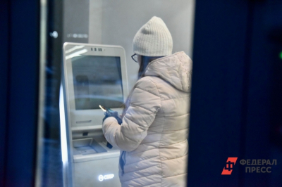 Мошенники обманули москвичку почти на миллион рублей