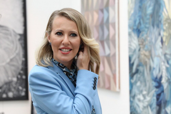 Ксения Собчак в резких выражениях оценила сервис пятизвездочного отеля в Париже