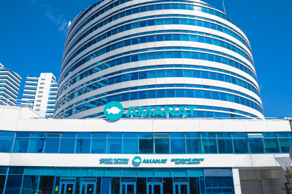 Большинство маслихатов снизили налог для МСБ – партия AMANAT
