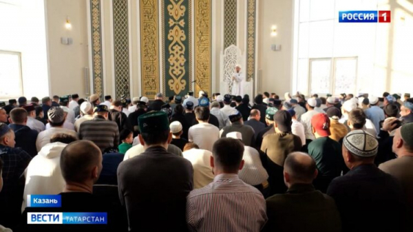 Мусульмане Татарстана отметили Ураза‑байрам