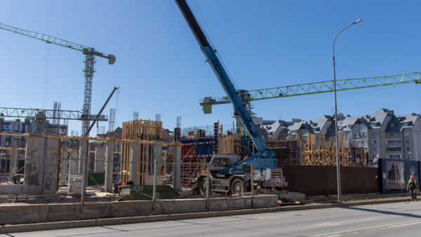 &laquo;До осени не стоит ожидать роста продаж&raquo;: почему в Казани просел рынок новостроек 30/04/2026 &ndash; Статьи Спрос на новостройки в Казани упал на 21% за месяц &mdash; статистика ДДУ