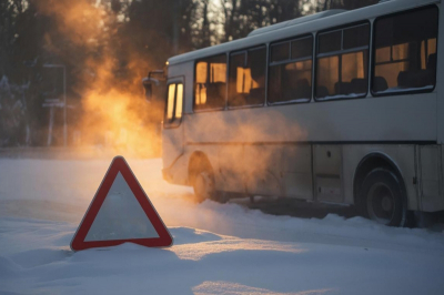В Забайкалье перевернулся автобус с иностранными туристами: что известно