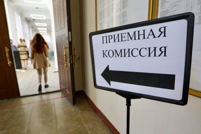 Мурашко: число заявлений в медвузы РФ на бюджет превысило 591 тысячу